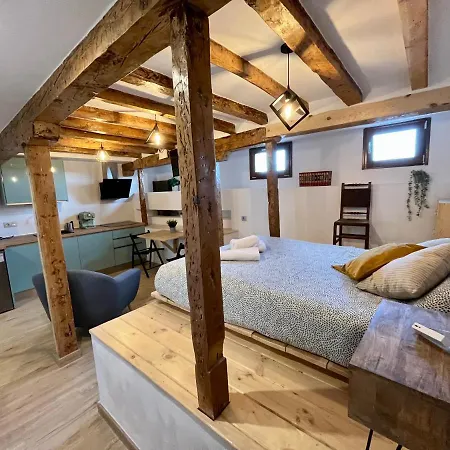 Atuaire Loft Con Encanto En El Corazon De Dauda