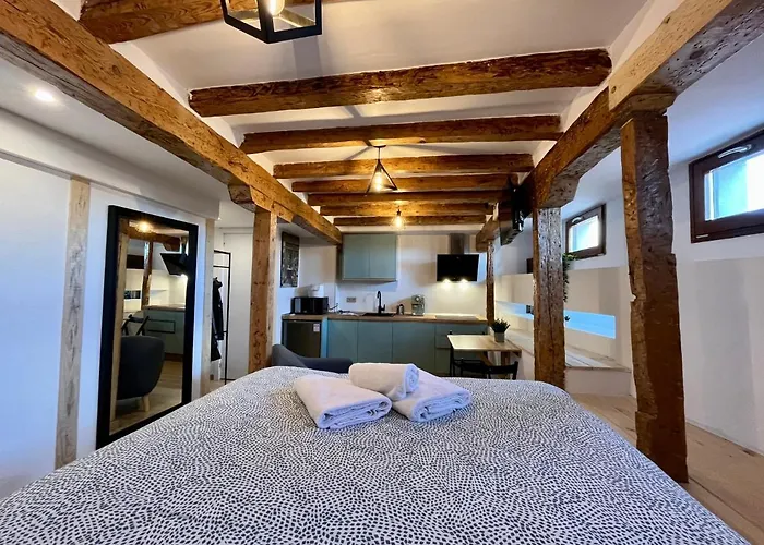 Lägenhet Atuaire Loft Con Encanto En El Corazon De Dauda Burgo